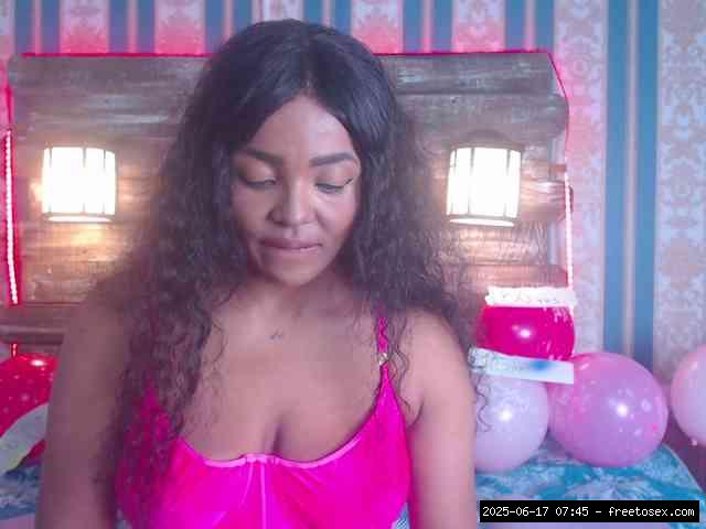 Shaved ebony, Shaved babes, Group chat for 20 39 tokens, Full privates for ..., Gagging 6