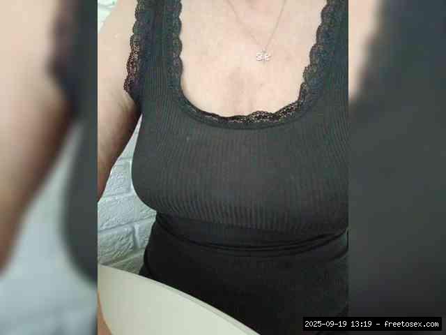 Shaved white, Shaved mature, Group chat for 20 39 tokens, Full privates for..., group chat 5