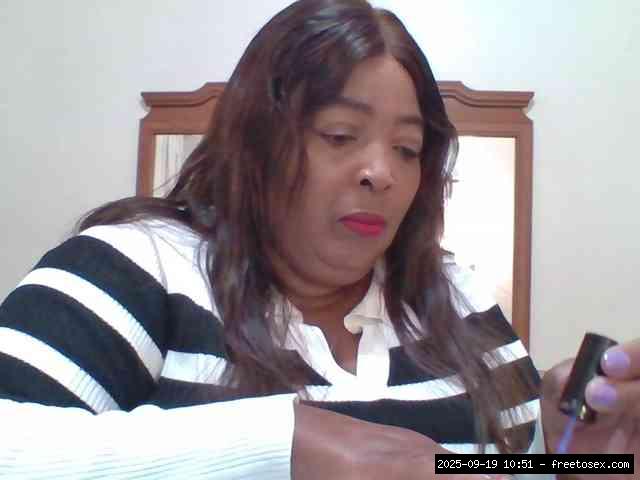 Shaved mature, Shaved ebony, Group chat for 40 tokens, Full privates for 30..., camshow 15