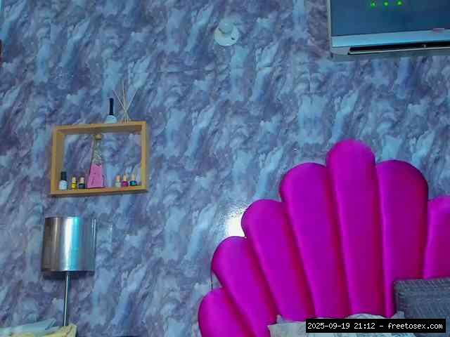 Group chat for 20 39 tokens, Full privates for 60 89 tokens, Privates for 3..., Bicurious 18