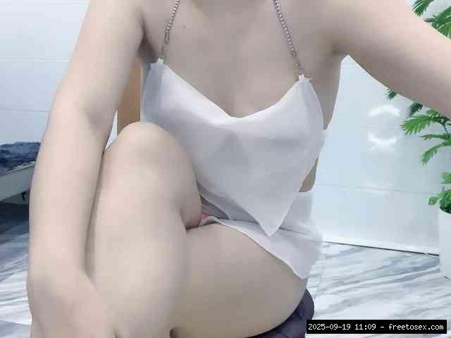 Group chat for 20 39 tokens, Full privates for 60 89 tokens, Privates for 3..., Cum On Pussy 12