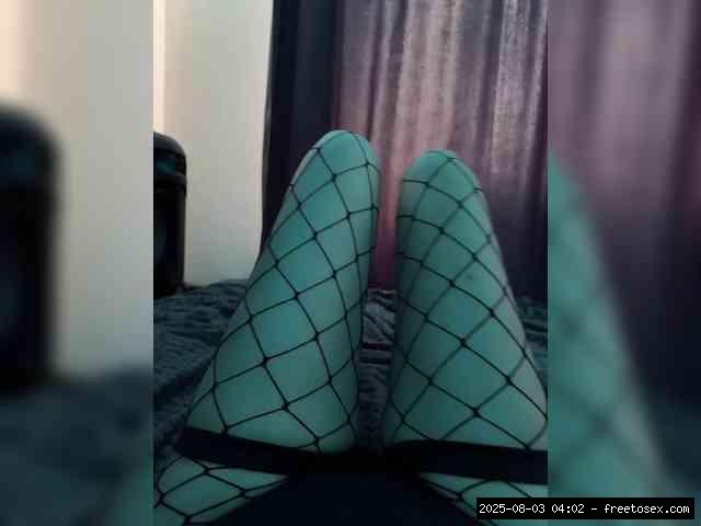Shaved white, Shaved babes, Group chat for 20 39 tokens, Full privates for ..., Cunnilingus 6