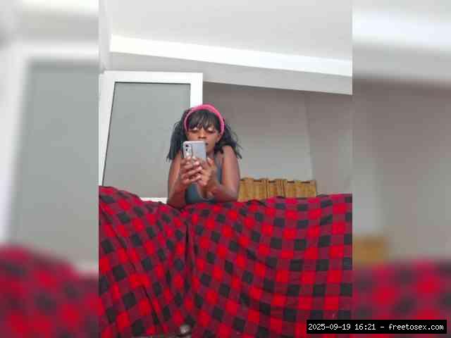 Shaved ebony, Shaved babes, Group chat for 20 39 tokens, Full privates for ..., Fucking 14