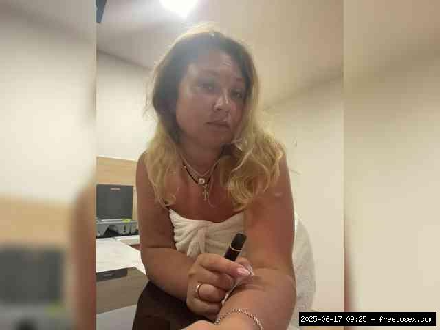 Shaved white, Shaved mature, Full privates for 90 tokens, White mature, Squ..., Russian Mature 2