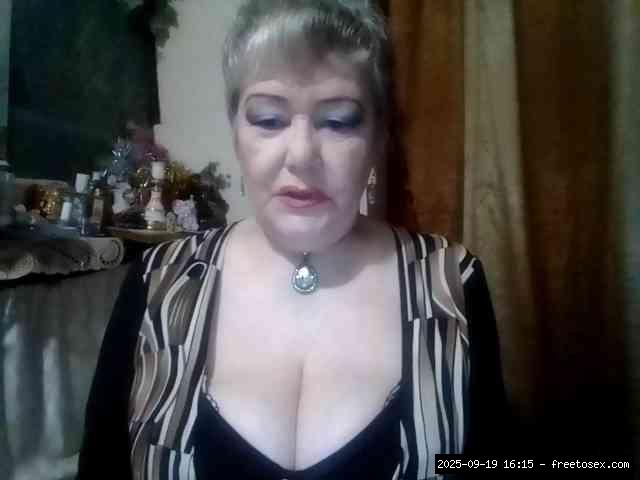 Group chat for 20 39 tokens, Full privates for 90 tokens, Privates for 60 8..., Cum Swallowing 10