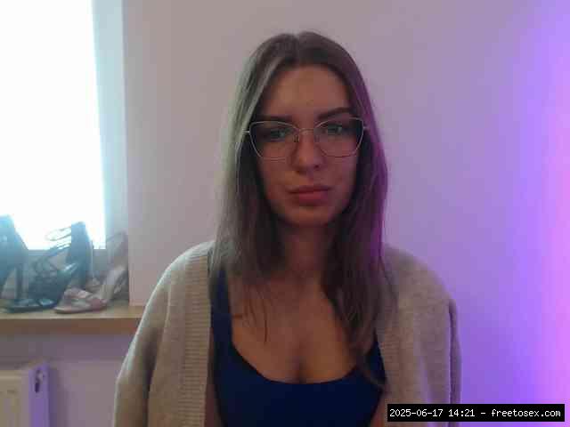 Shaved white, Shaved babes, Group chat for 20 39 tokens, Full privates for ..., Ballbusting 2