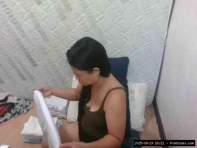 Group chat for 20 39 tokens, Full privates for 30 59 tokens, Privates for 3..., asian mature 7