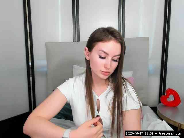 Group chat for 40 tokens, Full privates for 90 tokens, Privates for 60 89 t..., soft 7