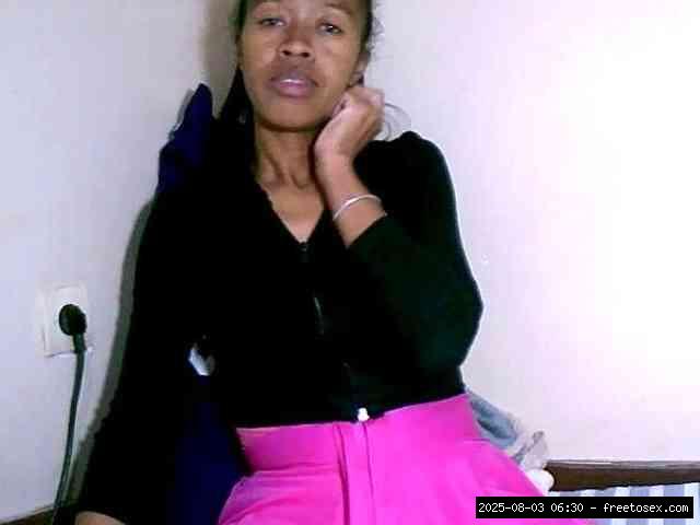 Shaved ebony, Shaved babes, Group chat for 20 39 tokens, Full privates for ..., medium babes 17
