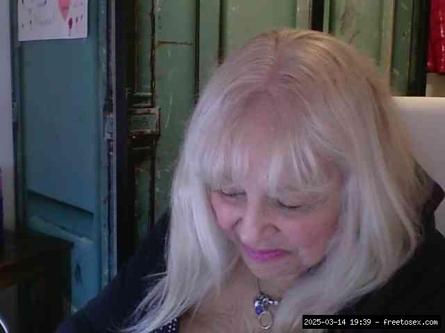 Group chat for 40 tokens, Full privates for 90 tokens, Privates for 90 toke..., American Grannies 2