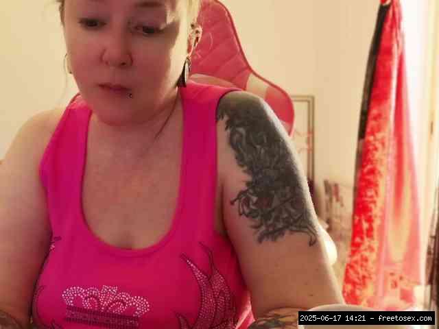Group chat for 20 39 tokens, Full privates for 90 tokens, Privates for 60 8..., blonde babes 17
