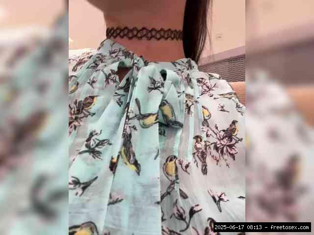 Shaved white, Shaved babes, Full privates for 90 tokens, Privates for 60 89..., mobile live 17