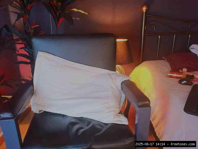 Shaved mature, Shaved latina, Group chat for 20 39 tokens, Full privates fo..., Housewifes Latina 10