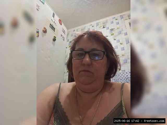 Shaved white, Shaved mature, Group chat for 20 39 tokens, Full privates for..., medium 17