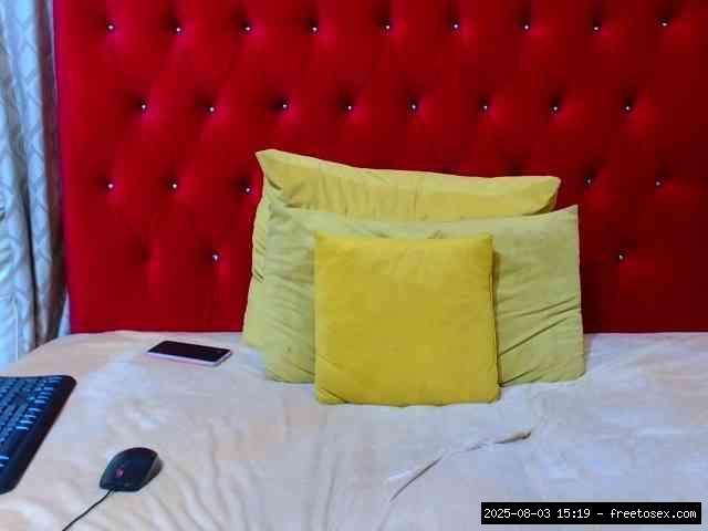 Group chat for 40 tokens, Full privates for 30 59 tokens, Privates for 30 5..., Sing 12