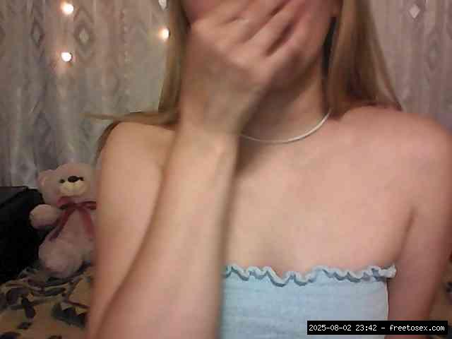 Shaved white, Shaved babes, Group chat for 10 19 tokens, Full privates for ..., smoking babes 13