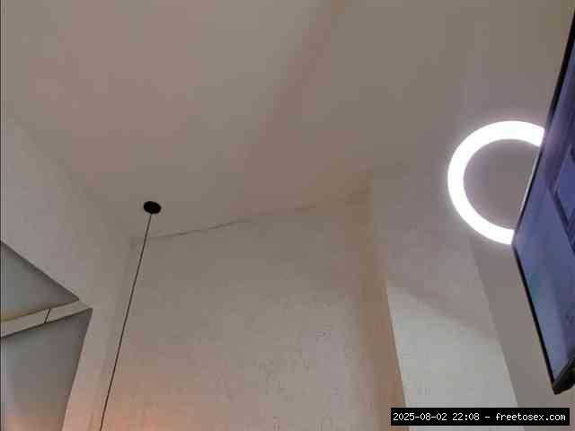 Dirty talk, Group chat for 20 39 tokens, Full privates for 90 tokens, Priva..., trimmed latin 1
