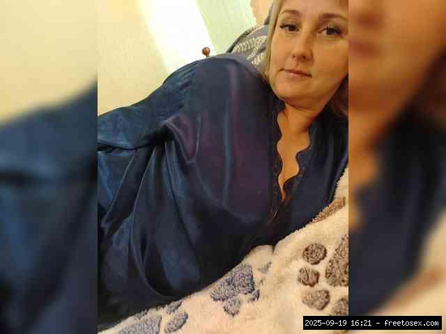 Shaved white, Shaved mature, Group chat for 20 39 tokens, Full privates for..., suck 17