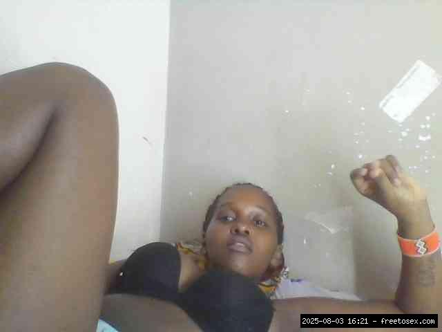 Dirty talk, Group chat for 20 39 tokens, Full privates for 90 tokens, Priva..., latinos 17