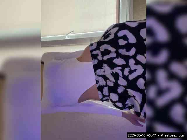 Shaved white, Shaved teens, Group chat for 20 39 tokens, Full privates for ..., Smoking Teens 12