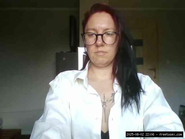 Dirty talk, Group chat for 40 tokens, Full privates for 90 tokens, Privates..., Trimmed 14