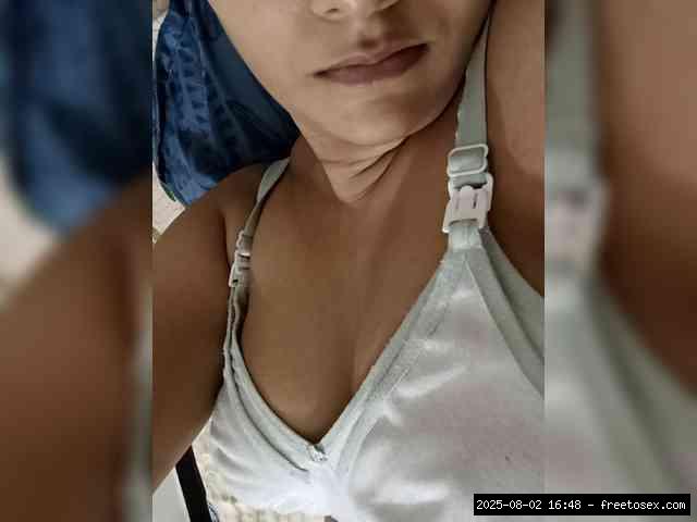Dirty talk, Group chat for 40 tokens, Full privates for 60 89 tokens, Priva..., Squirt Indian 6