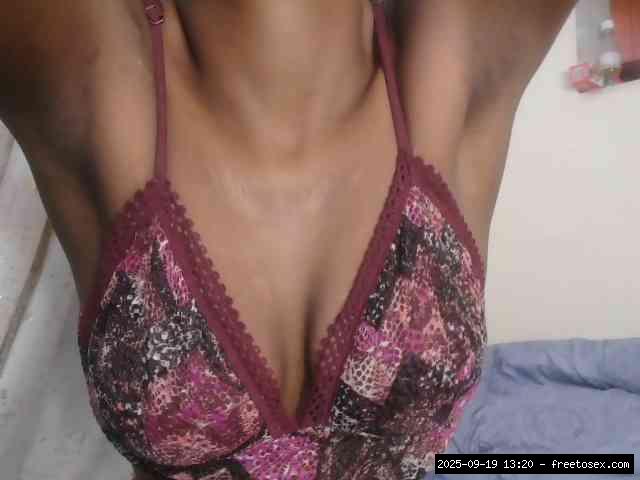 Dirty talk, Group chat for 20 39 tokens, Full privates for 90 tokens, Priva..., Masterforslave 10
