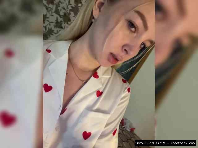 Shaved white, Shaved babes, Full privates for 90 tokens, White babes, Squir..., housewifes anal 13