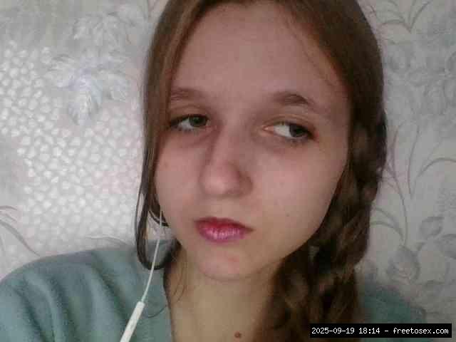 Dirty talk, Group chat for 40 tokens, Full privates for 90 tokens, Privates..., New White 8