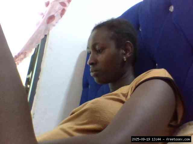 Dirty talk, Group chat for 20 39 tokens, Full privates for 30 59 tokens, Pr..., housewifes ebony 3