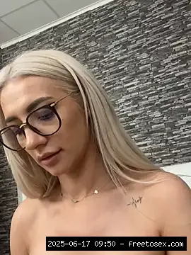 Girls, Young, White young, White, Twerk young, Twerk white, Twerk, Topless ..., sexycouple 1