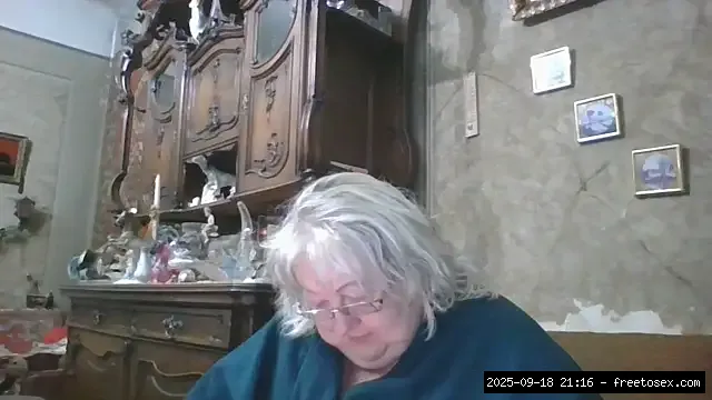 Girls, White grannies, White, Topless white, Topless grannies, Topless, Sma..., Small Audience 0