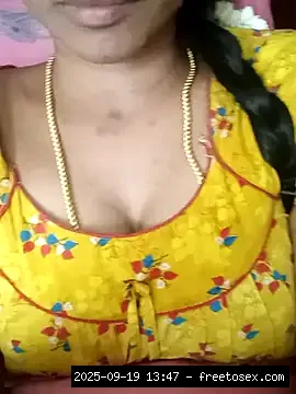 Girls, Ticket and group shows, Small audience, Mobile milfs, Mobile, Milfs,..., trimmed milfs 17
