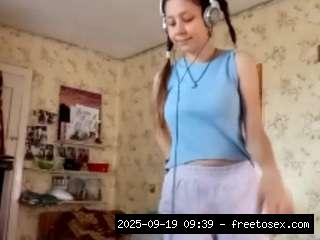 Hd, Young adult, Teen 18, Full nudity, Flashing, Fingering, Brown eyes, Blo..., brown eyes 15